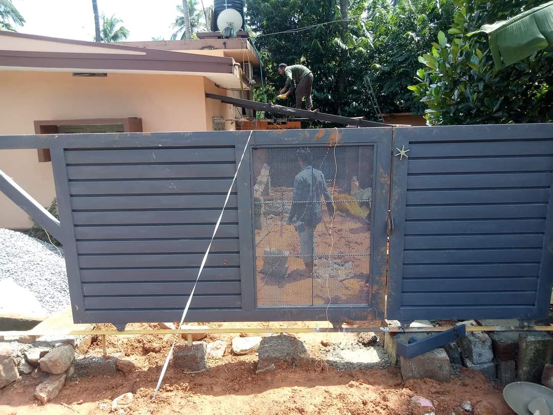 B4U ENGINEERING & STEEL CONSTRUCTIONS MANNARKKAD